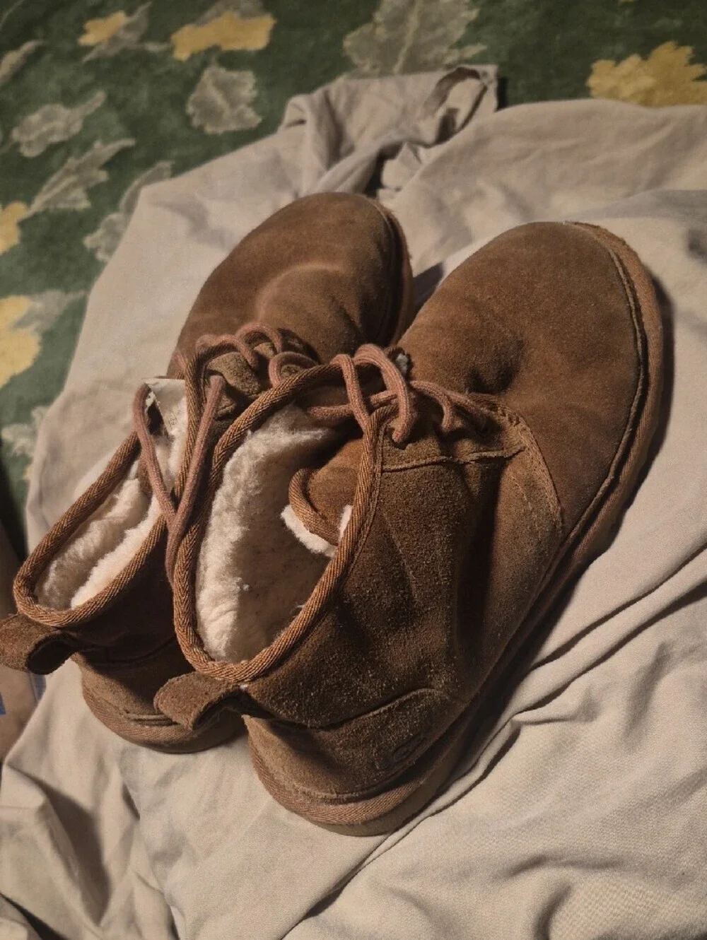 UGG Brown Suede Lace-Up Winter Boots with Shearling Lining